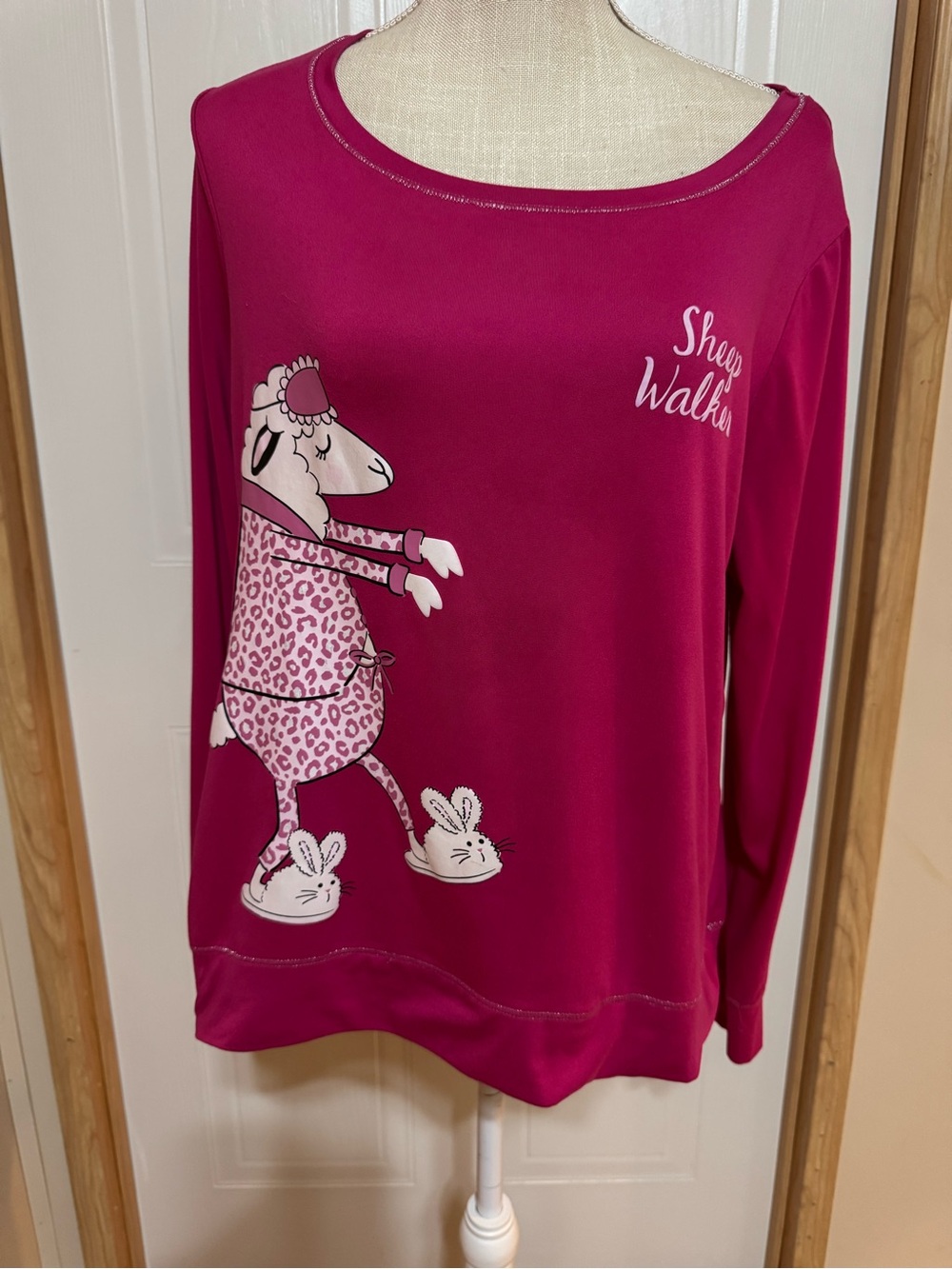 Secret Treasures Sz M Sleep Shirt GUC😊😊
